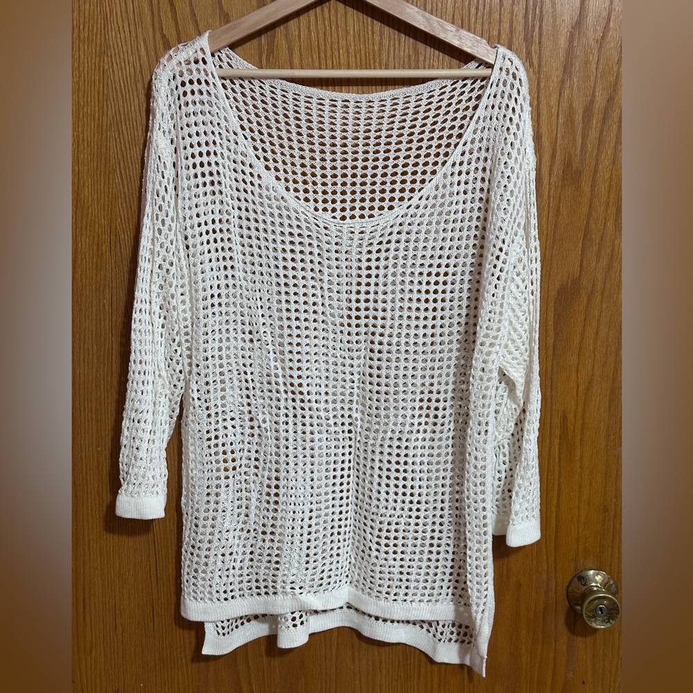 No brand tags open knit‎ sweater white sz large